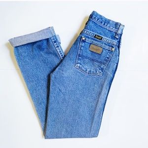 WRANGLER High Rise Mom Jeans